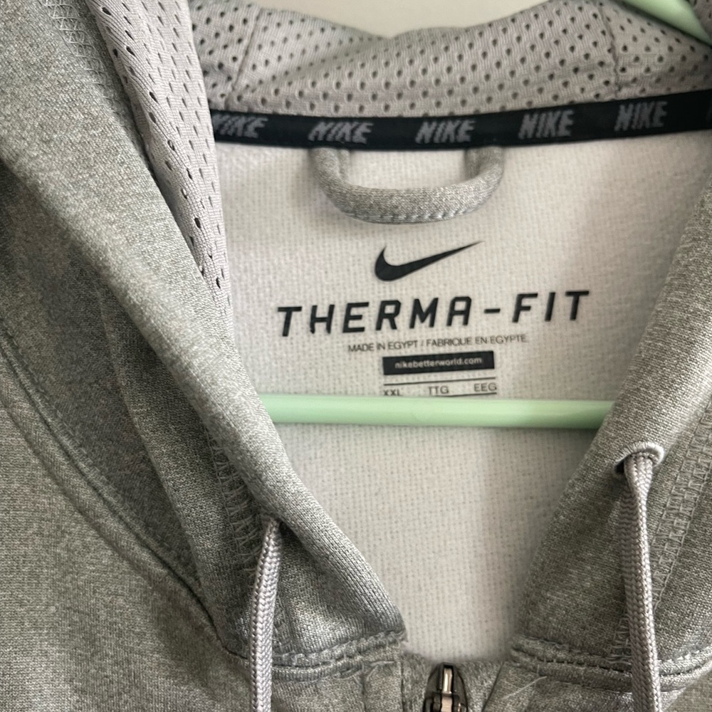 Men’s grey Nike zip up